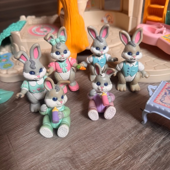 1996 Fisher Price Hideaway Hollow Bunny Treehouse Set - Picture 4 of 13